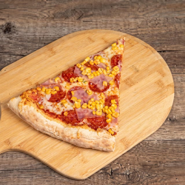 Large 16" Dominican Pizza.