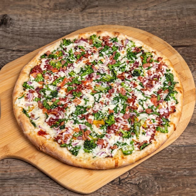 Large 16" Vegetable Pizza.